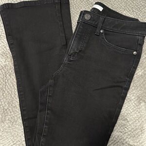 LC Lauren Conrad Black Skinny , slight boot cut Jeans Sleek and Versatile